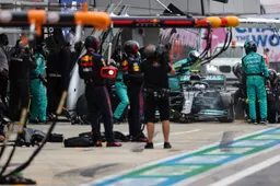 New rules help Mercedes? Fastest pit stop in Sochi for Bottas