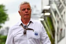 L'ex pilota Derek Warwick: "La Formula Uno era il mio lato egoistico"
