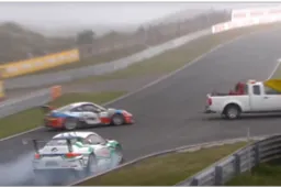 Bijna gruwelijk mis tijdens Porsche Carrera Cup op Zandvoort!