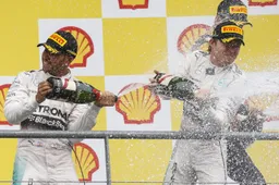 Hamilton weer dikke vriendjes met Rosberg
