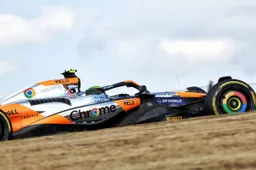 Droomstart voor Norris brengt hem direct achter Verstappen in Austin