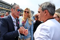 Montoya pondría a Sainz junto a Verstappen, no al "novato” Colapinto