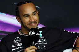 Stewards vellen oordeel over Hamilton en Mercedes na incident in Miami