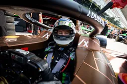 Durksen schreibt Geschichte in der F2, Antonelli auf P7 im wilden Sprintrennen in Baku