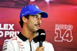 Slecht begin voor Ricciardo met spin tijdens VT1 in België