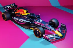 Verstappen drives this new RB19 livery in Miami