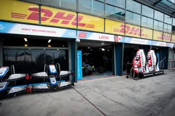 Ecclestone is looking for a buyer/investor for Williams