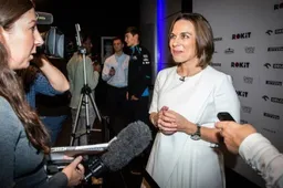 Claire Williams blaast persmoment Paddy Lowe af