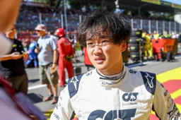 AlphaTauri extends Tsunoda's contract through 2023