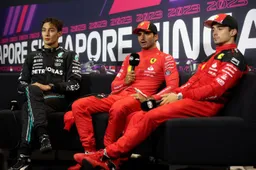 Sainz ficou surpreso quando soube da eliminação de Verstappen
