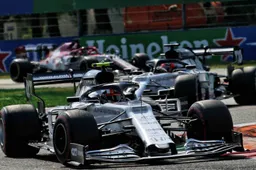Gasly pakt een fenomenale overwinning in Italië, Verstappen valt uit!