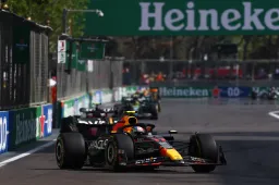 F1 Today | Mistakes in Baku already and Kelly Piquet explains herself