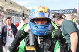 Wie is Zane Maloney, de verrassende leider in het Formule 2-kampioenschap?