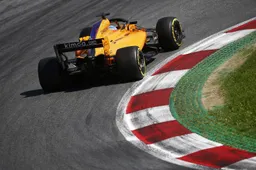 Alonso hoopt op regen: "Dan kunnen we bepaalde risico's nemen"