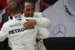 Watch: Mercedes' "perfect" double pitstop