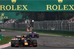 Brundle: 'Verstappen had geluk dat hij slechts drie plaatsen achteruit moest'