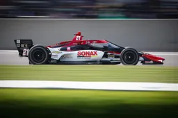 Veekay pakt fenomenale pole in IndyCar GP Alabama