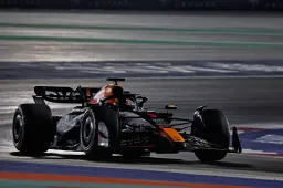 Victoria de Max Verstappen en Qatar, con Piastri segundo y Norris tercero