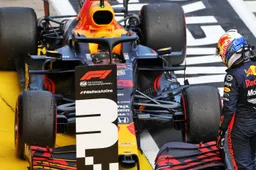 De Nederlandse pers: "Ook dit jaar heeft Verstappen een achterstand op Mercedes"