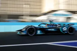 VT1 Rome ePrix eindigt met zware crash