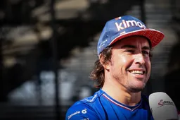 Alonso deelt opnieuw sneer uit aan Hamilton: "Blijven winnen is makkelijk"