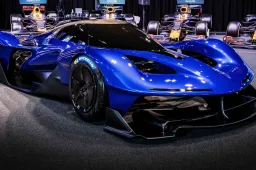 Guarda l'hypercar RB17 di Red Bull e Adrian Newey da tutte le angolazioni qui