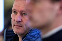 Jos Verstappen: "Ricciardo voelt de druk van Max"