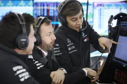 'Mercedes probeert Russell in 2019 bij Williams te laten rijden'