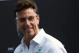 Wolff full of praise for Hamilton after victory in Austria