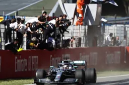 Mercedes debrief na GP Spanje, dit keer met een twist