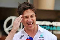 Wolff gebruikt fouten bij Manchester United om Mercedes verder te helpen