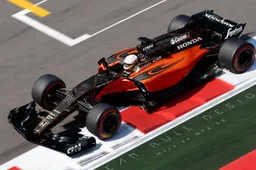 Nieuwe McLaren MP4-32 passeert ook de crashtest!