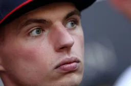 Verstappen moet zich toch melden bij de wedstrijdleiding