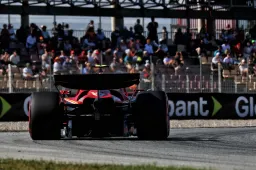 Resultados completos de la FP3 en España: Sainz lidera, Norris justo detrás
