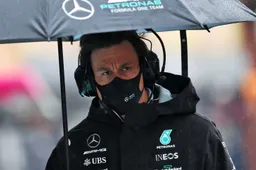 Wolff displeased with FIA: 'Going to the stewards for an explanation'