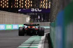 F1 LIVE | Segui qui le FP2 in Arabia Saudita!