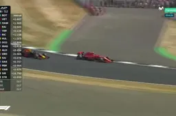 Zo reageerde de Spaanse Olav Mol op de inhaalactie van Max Verstappen