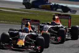 Video: Verstappen vs Ricciardo voor de overwinning