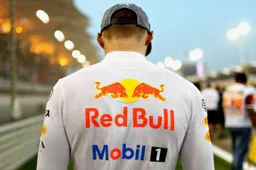 Verstappen shrugs off Hamilton critcism