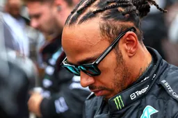 Hamilton verwijst naar Austin Powers: ‘He was having a smoke and a cake’