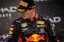 Dominante Verstappen in de fout: Winst en crash tijdens de eerste ronde