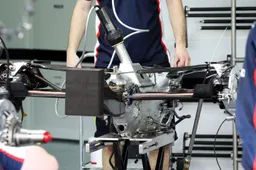 Nieuwe versnellingsbak voor Verstappen in Mexico, niet voor Albon: Geen gridstraf