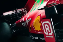 In beeld: Bekijk de Ferrari SF21 van Sainz en Leclerc vanuit elke hoek!