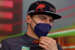 Verstappen over het inhalen van Hamilton: 'Hele jaar al traag'
