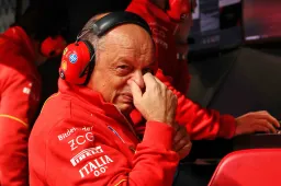 Binotto remet en question le transfert d'Hamilton, Vasseur répond à son ancien chef d'équipe