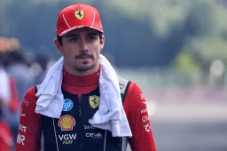 Wird Hamilton das gleiche Schicksal wie Vettel gegen Leclerc ereilen? Ich hasse es, besiegt zu werden".