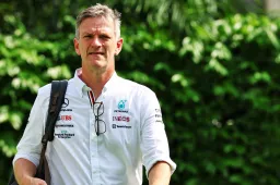 La Mercedes ammette l'errore che ha fatto "arrabbiare" Hamilton a Singapore