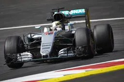 Samenvatting VT3: Rosberg Crasht! Verstappen P5