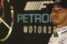 Mercedes: Hamilton bezorgt ons grijze haren