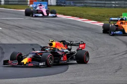 Albon retires after a problem with his Honda engine